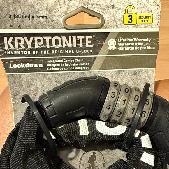 Black Lockdown Chain Lock - Picture 3 of 3